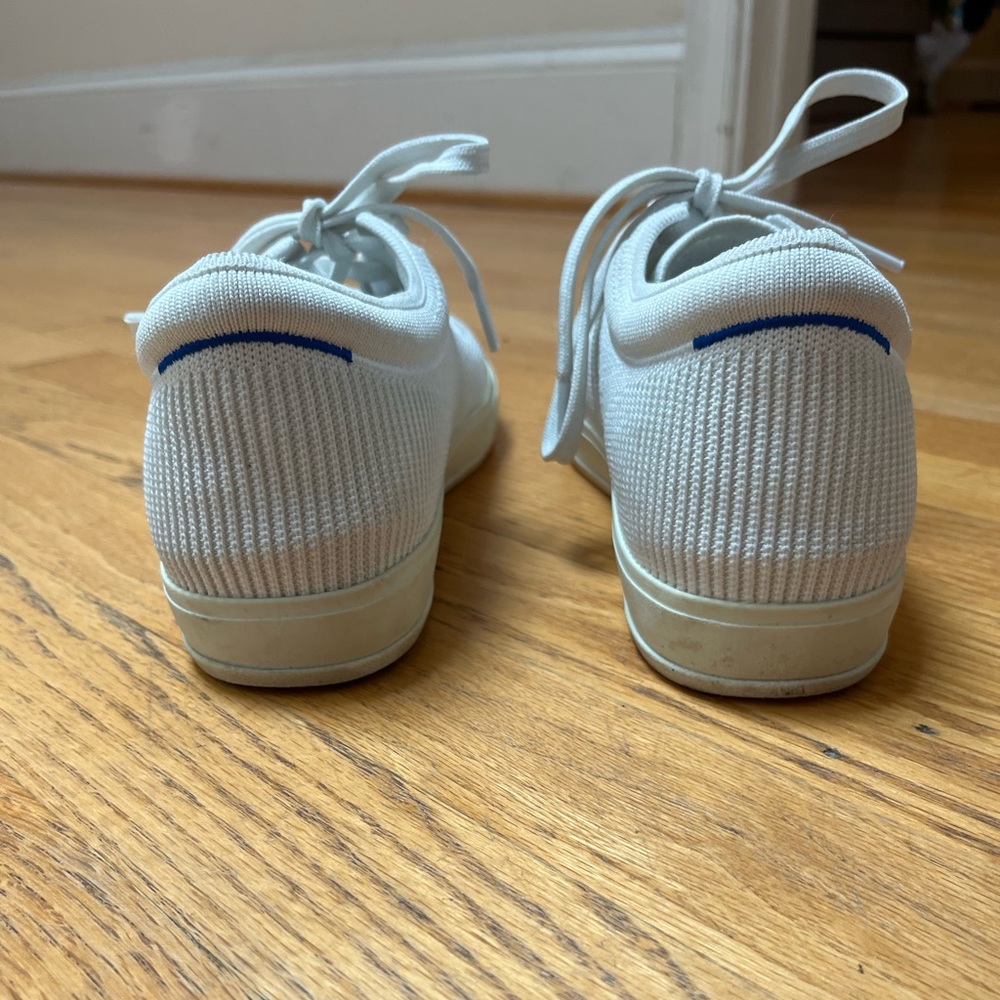 Rothy’s The Lace Up Sneaker - Color Bright White - Size 10